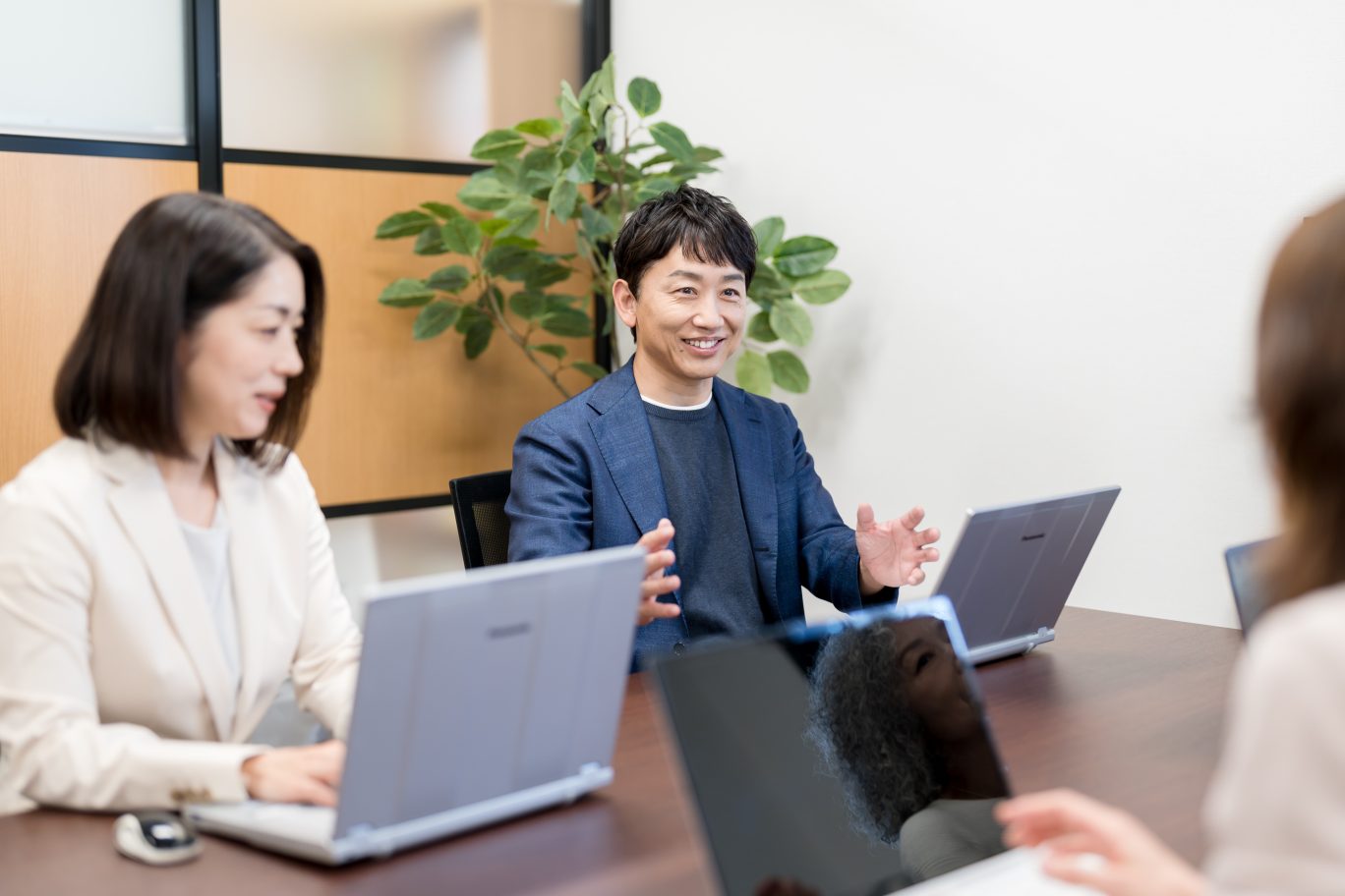 障害年金の相談先はどこ？窓口ごとの特徴と社労士に依頼するメリットを解説